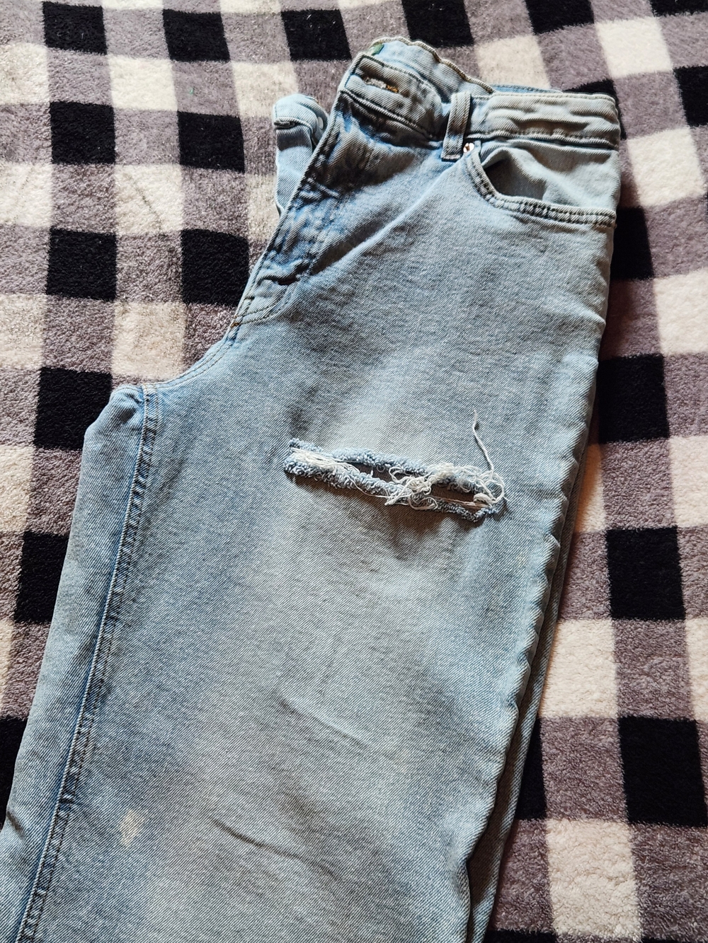 wild fable Light Blue Women's Relaxed Straight Distressed Jeans Sz 12R